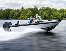 Click this image to Shop for inboard and outboard engine AMSOIL Lubrication